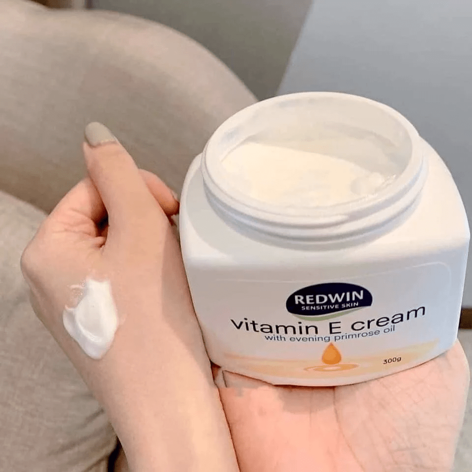 Kem Dưỡng Da Vitamin E Redwin